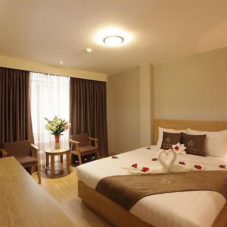 הו צ'י מין סיטי Minh Tam Hotel & Spa 3/2 מראה חיצוני תמונה