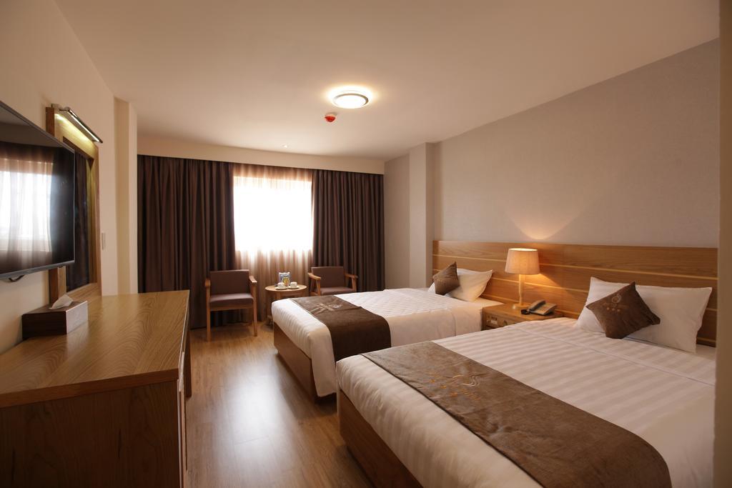 הו צ'י מין סיטי Minh Tam Hotel & Spa 3/2 מראה חיצוני תמונה