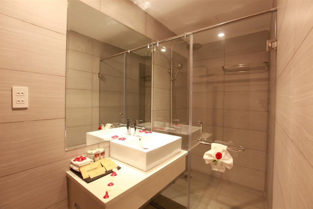 הו צ'י מין סיטי Minh Tam Hotel & Spa 3/2 מראה חיצוני תמונה