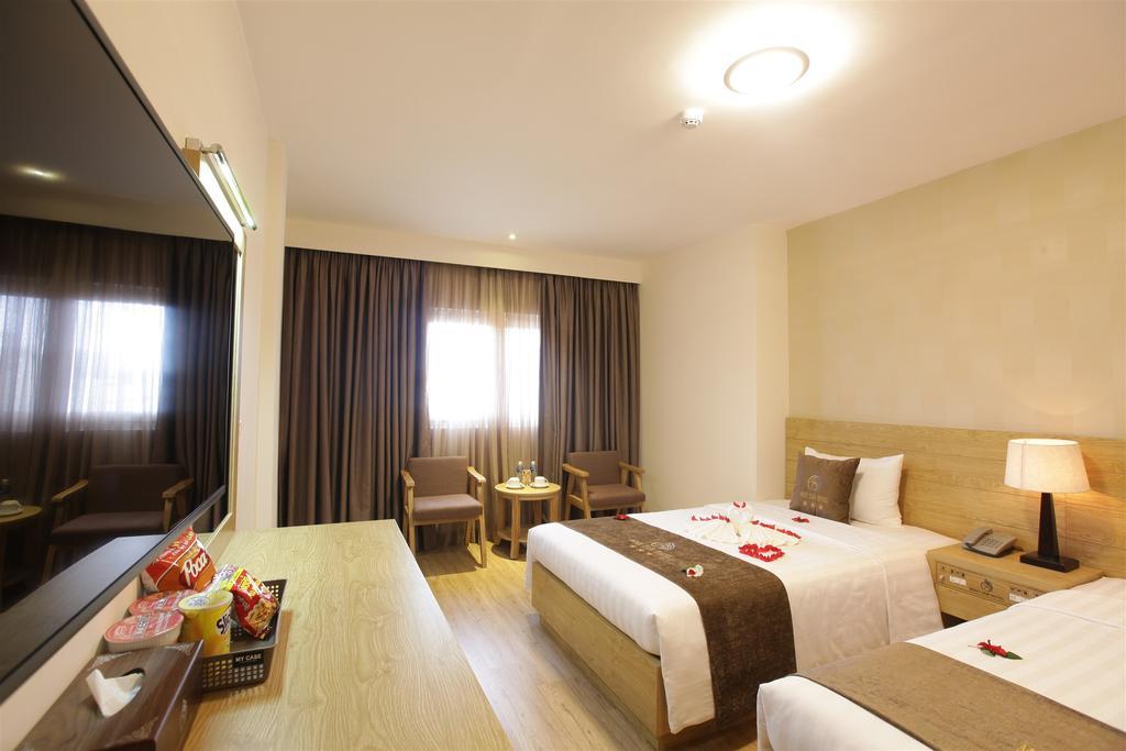 הו צ'י מין סיטי Minh Tam Hotel & Spa 3/2 מראה חיצוני תמונה