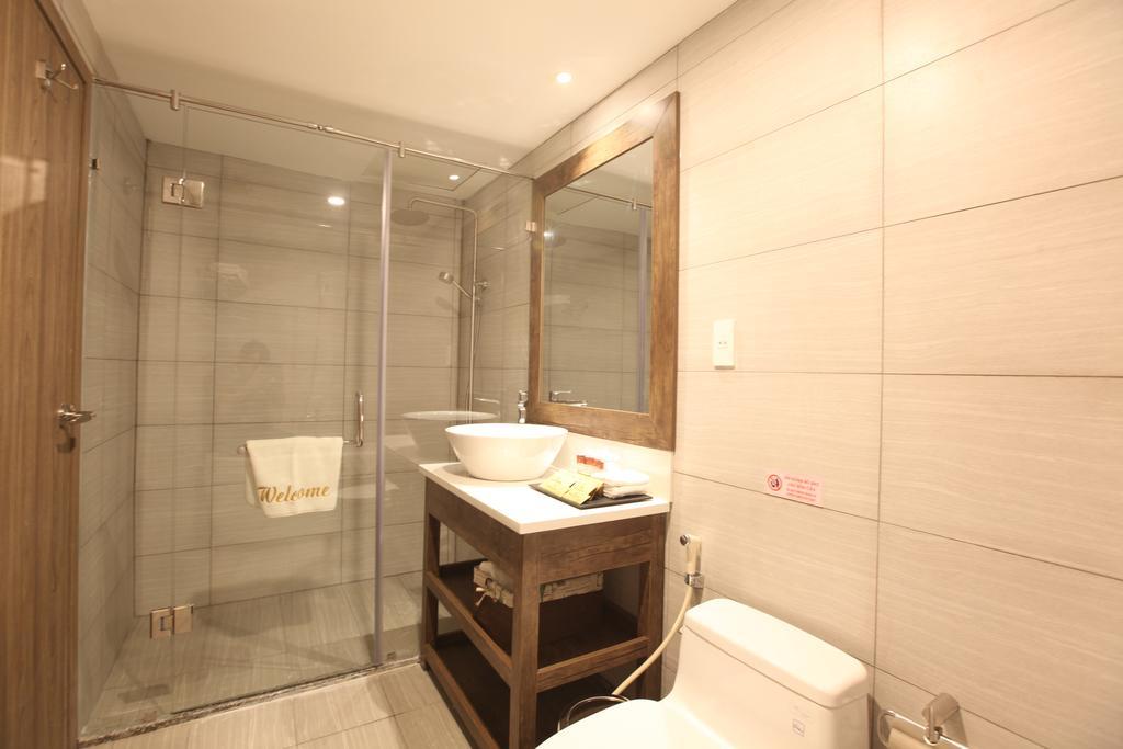 הו צ'י מין סיטי Minh Tam Hotel & Spa 3/2 מראה חיצוני תמונה