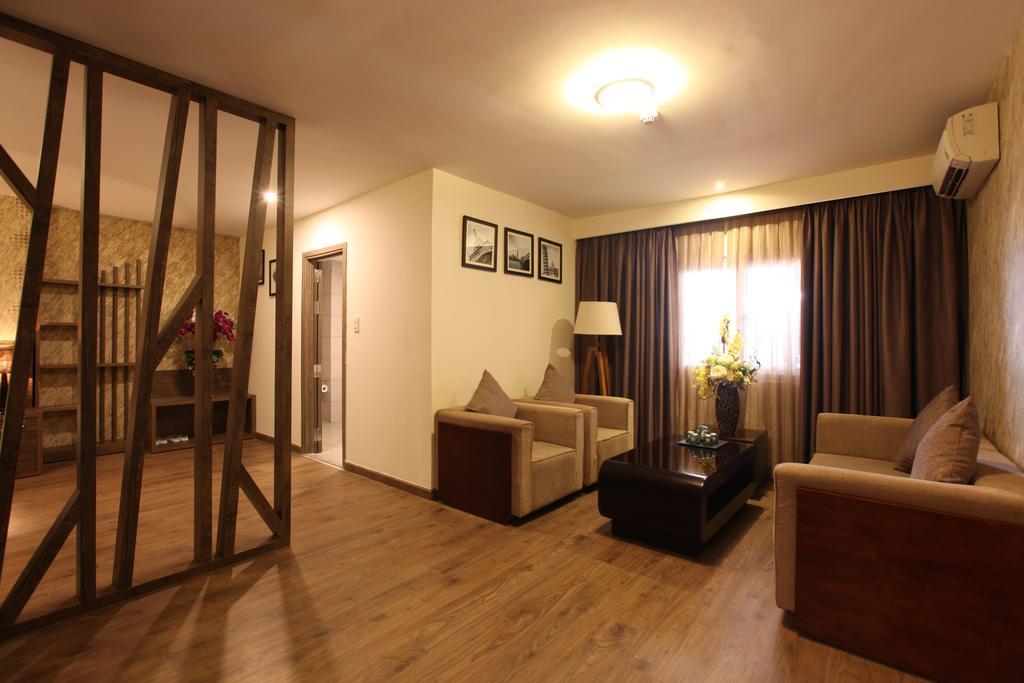 הו צ'י מין סיטי Minh Tam Hotel & Spa 3/2 מראה חיצוני תמונה